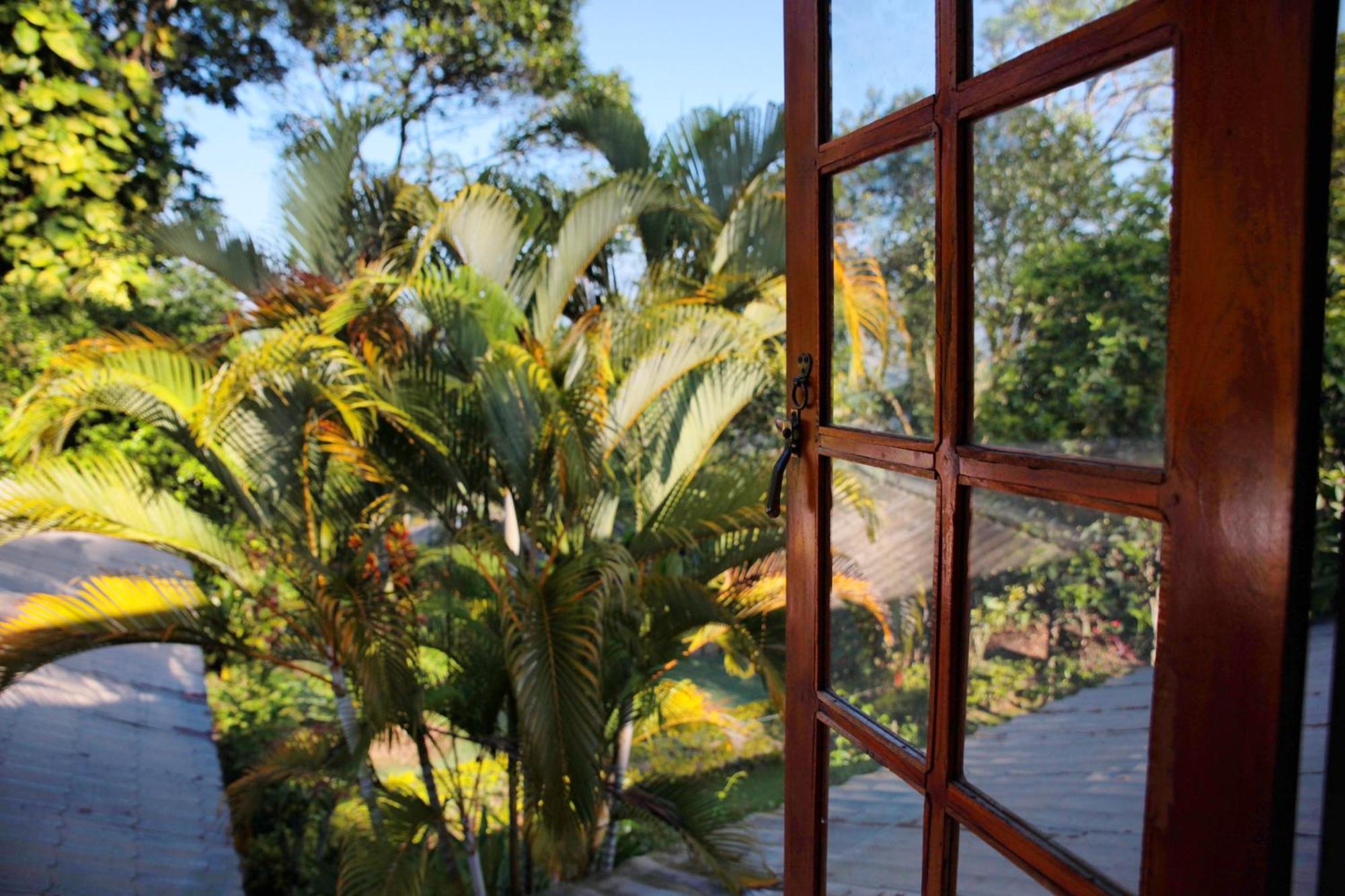 אלה Sunnyside Holiday Bungalow מראה חיצוני תמונה